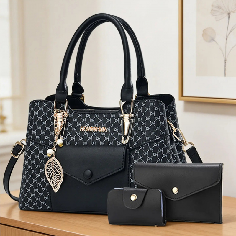 Luxury Tote Bags With Zipper - حقائب حمل كبيرة الحجم ذات ملمس