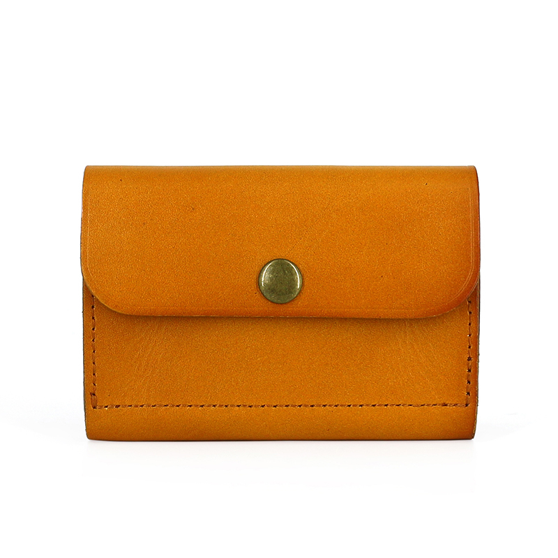 حقيبة خصر صغيرة من الجلد الطبي - مراجعة Luxury Bags Brands وسعره
