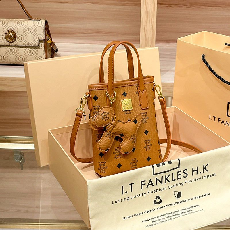 حقيبة صغيرة جديدة من الجلد الأ - مراجعة Luxury Bags Hong Kong وسعره