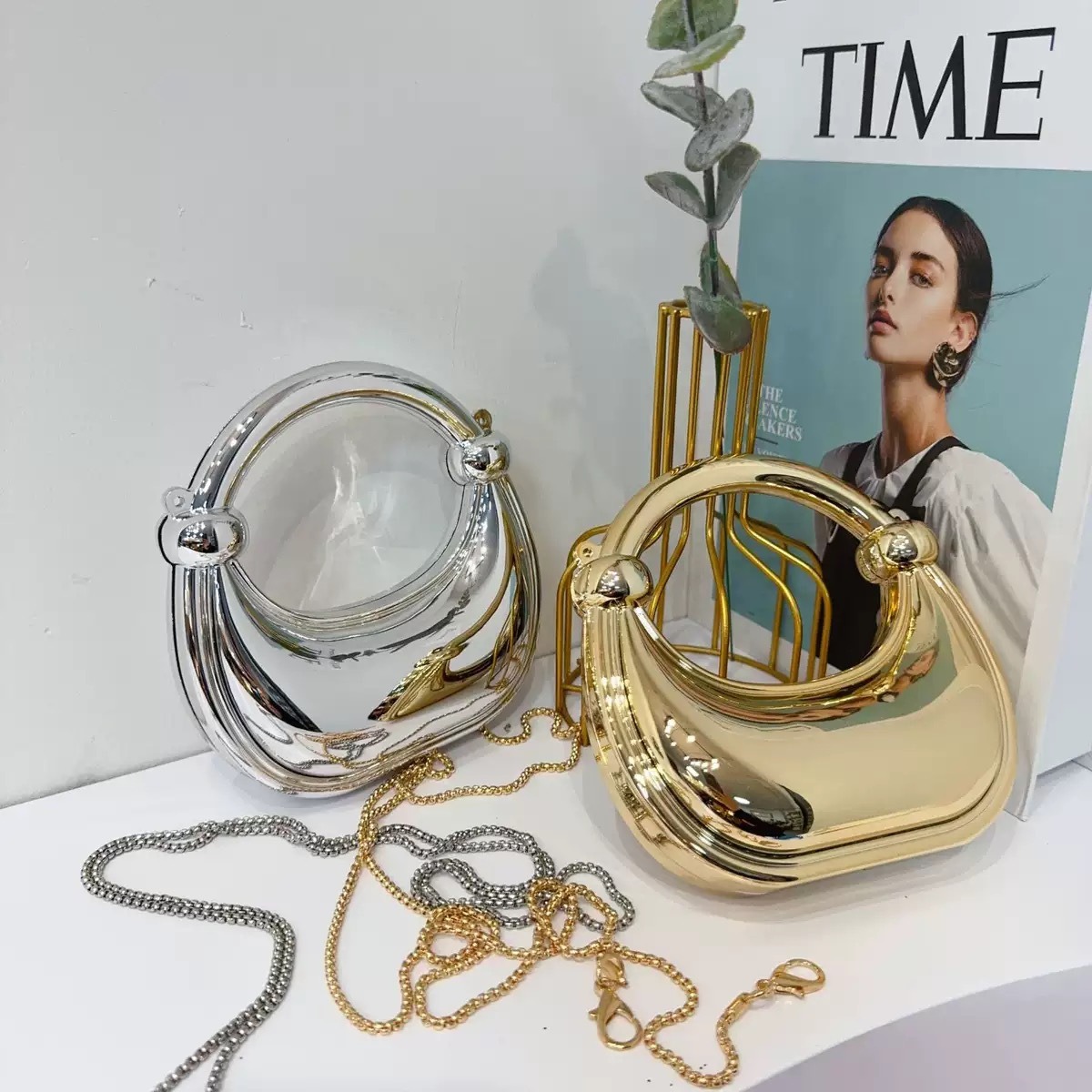 محافظ وحقائب يد صغيرة للسهرة ب - مراجعة Luxury Bags Brands وسعره