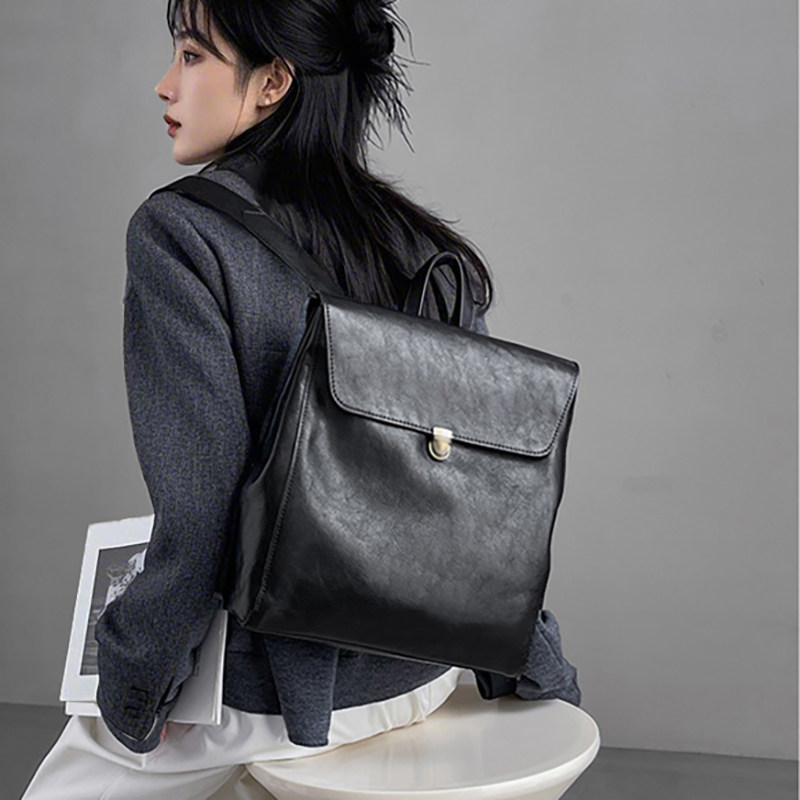 حقيبة ظهر من الجلد الطبيعي ذات - مراجعة Luxury Bags Women Brands وسعره