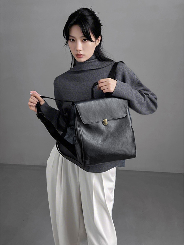 حقيبة ظهر من الجلد الطبيعي ذات - مراجعة Luxury Bags Women Brands وسعره