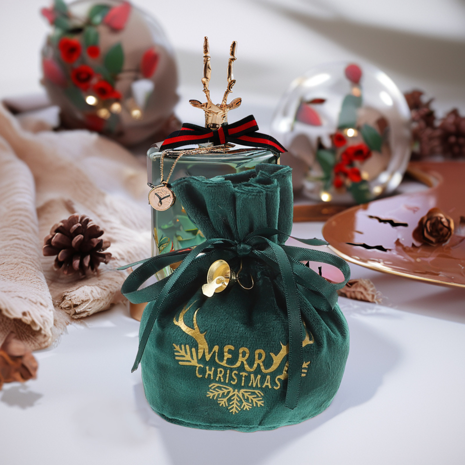 4 قطع من أكياس الهدايا الفاخرة - مراجعة Luxury Xmas Bags وسعره
