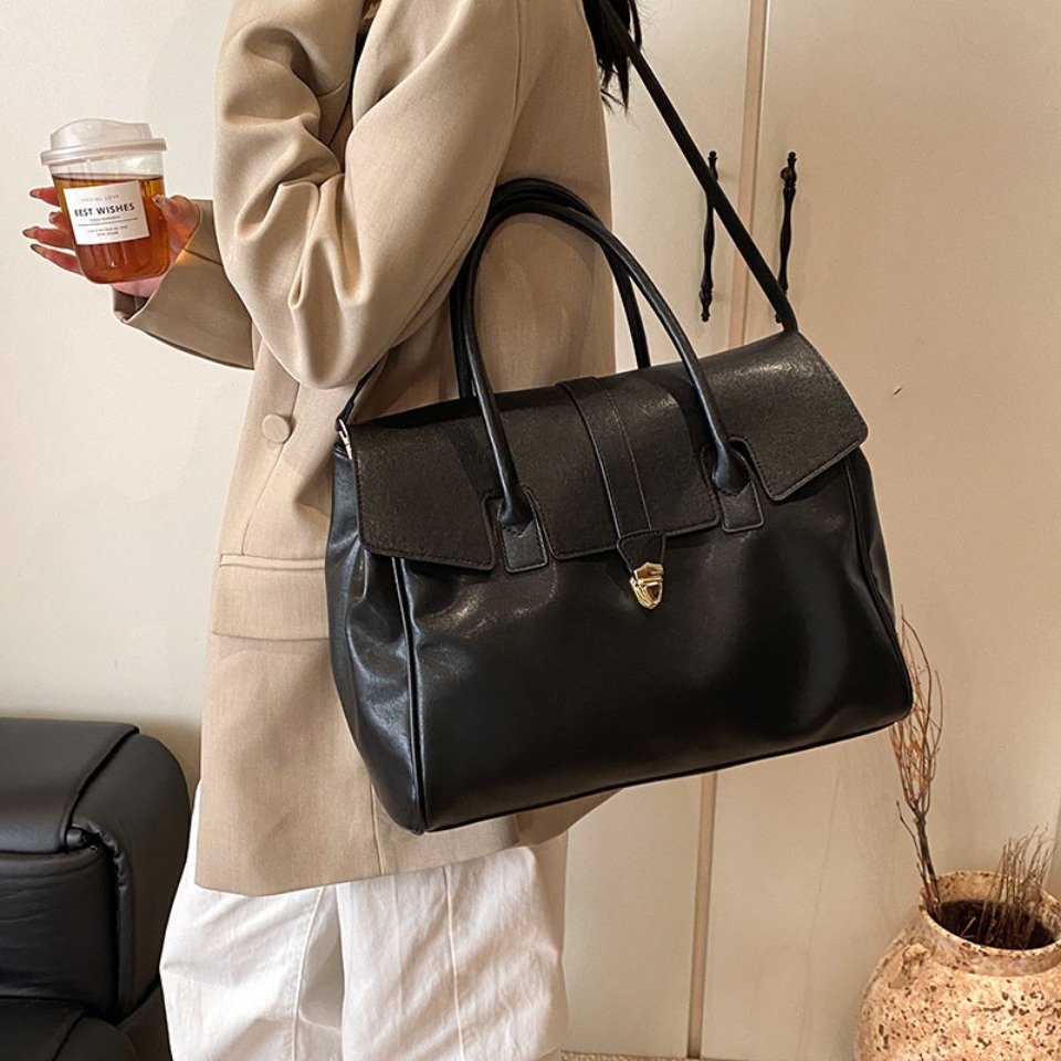 حقائب كتف نسائية فاخرة ذات سعة - مراجعة Luxury Tote Bags With Zipper وسعره